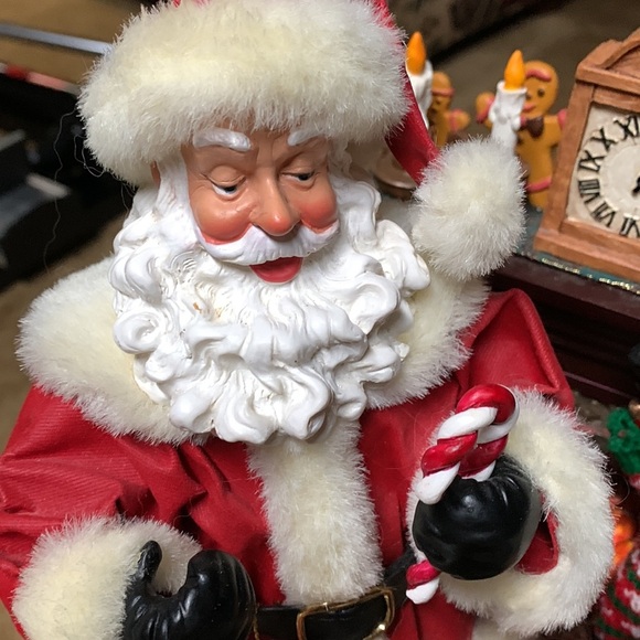 Kirkland Signature Fabric Mache Santa by the Fireplace Vintage - Picture 6 of 14